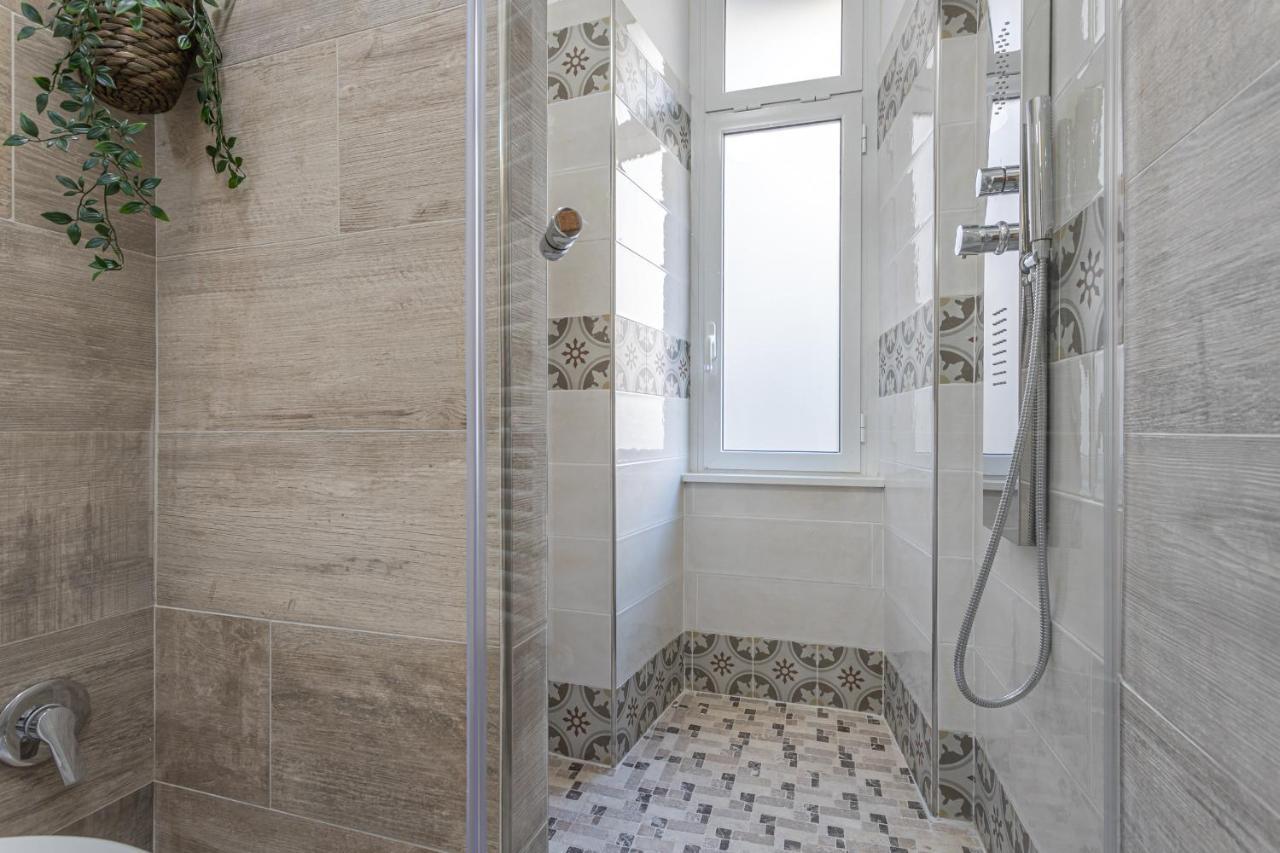 Adriana'S Suites In Prati Close To Vatican Museum ローマ エクステリア 写真
